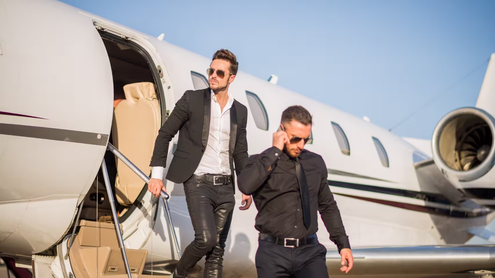 Ground and air bodyguard logistics including secure transport and private jet charters